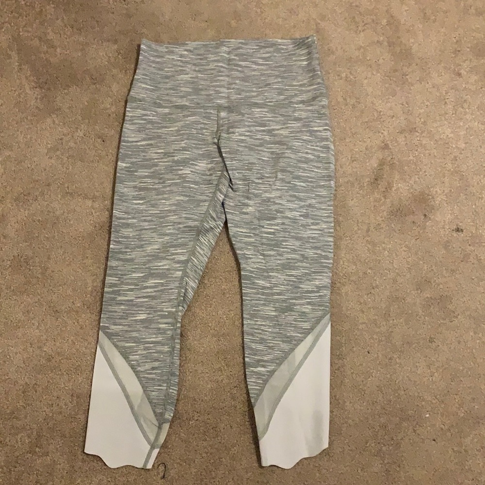 Lululemon Wunder Under Crop HR Scallop